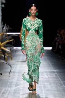 00018-etro-spring-2025-ready-to-wear-credit-gorunway.jpg