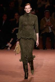 00005-fendi-fall-2025-ready-to-wear-credit-gorunway.jpg