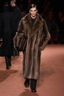 00012-fendi-fall-2025-ready-to-wear-credit-gorunway.jpg