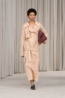 00005-ferragamo-spring-2025-ready-to-wear-credit-gorunway.jpg