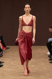 00040-ferrari-spring-2025-ready-to-wear-credit-gorunway.jpg