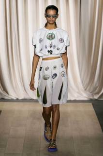 00025-giambattista-valli-spring-2024-ready-to-wear-credit-gorunway