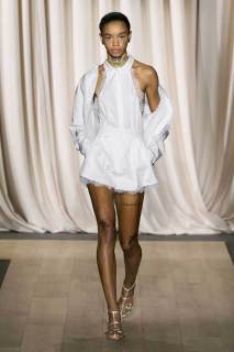 00038-giambattista-valli-spring-2024-ready-to-wear-credit-gorunway