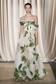 00040-giambattista-valli-spring-2024-ready-to-wear-credit-gorunway