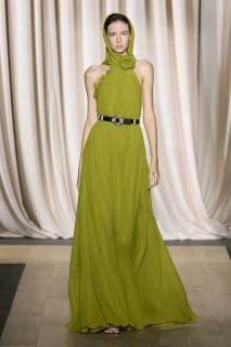 00052-giambattista-valli-spring-2024-ready-to-wear-credit-gorunway