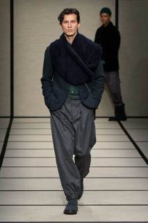 00013-giorgio-armani-fall-2025-menswear-credit-gorunway.jpg