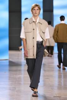 00024-hermes-spring-2025-menswear-credit-gorunway.jpg