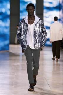 00032-hermes-spring-2025-menswear-credit-gorunway.jpg