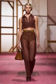 00027-hermes-spring-2025-ready-to-wear-credit-gorunway.jpg