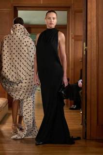 00026-jacquemus-spring-2025-ready-to-wear-credit-gorunway-jpg.webp_