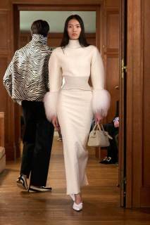 00030-jacquemus-spring-2025-ready-to-wear-credit-gorunway-jpg.webp_