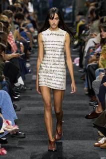 00040-jw-anderson-spring-2025-ready-to-wear-credit-gorunway.jpg