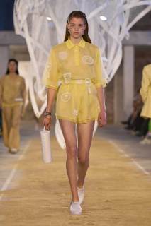 00014-lacoste-spring-2025-ready-to-wear-credit-gorunway.jpg