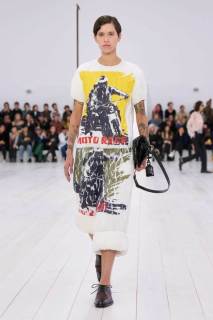 00008-loewe-spring-2025-ready-to-wear-credit-gorunway.jpg