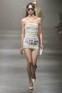 00036-mm6-maison-margiela-spring-2025-ready-to-wear-credit-gorunway.jpg