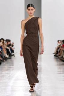 00009-max-mara-spring-2025-ready-to-wear-credit-gorunway.jpg