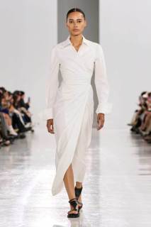 00016-max-mara-spring-2025-ready-to-wear-credit-gorunway.jpg