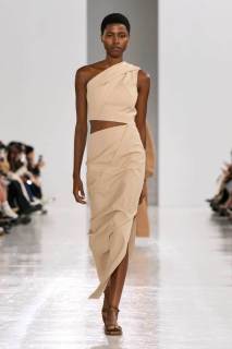 00021-max-mara-spring-2025-ready-to-wear-credit-gorunway.jpg