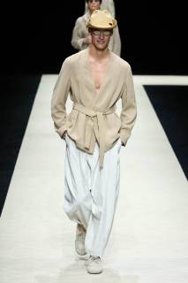 00040-emporio-armani-spring-2025-menswear-credit-gorunway.jpg