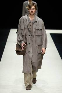 00046-emporio-armani-spring-2025-menswear-credit-gorunway.jpg