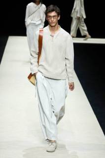 00057-emporio-armani-spring-2025-menswear-credit-gorunway.jpg