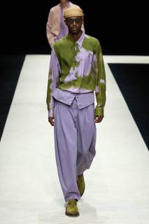 00074-emporio-armani-spring-2025-menswear-credit-gorunway.jpg