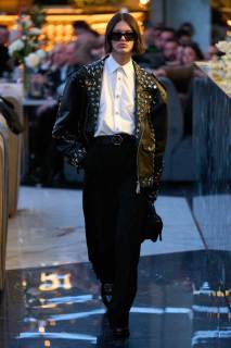 00008-philipp-plein-fall-2025-menswear-credit-gorunway