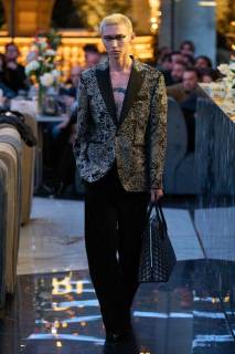 00033-philipp-plein-fall-2025-menswear-credit-gorunway