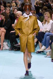 00020-prada-spring-2025-ready-to-wear-credit-gorunway.jpg