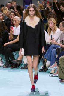 00039-prada-spring-2025-ready-to-wear-credit-gorunway.jpg