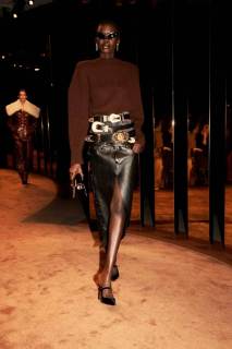 00005-schiaparelli-fall-2025-ready-to-wear-credit-brand.jpg