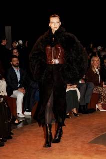 00011-schiaparelli-fall-2025-ready-to-wear-credit-brand.jpg