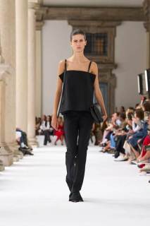 00035-sportmax-spring-2025-ready-to-wear-credit-gorunway.jpg