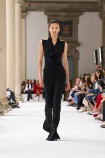 00039-sportmax-spring-2025-ready-to-wear-credit-gorunway.jpg