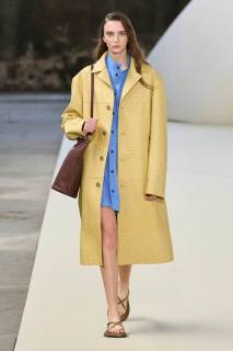 00032-tods-spring-2025-ready-to-wear-credit-gorunway.jpg