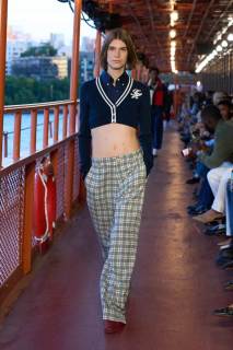 00027-tommy-hilfiger-spring-2025-ready-to-wear-credit-brand.jpg